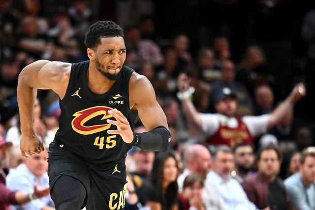 美记谈骑士：季后赛中米切尔的体能和伤病问题让人担忧